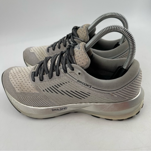 Brooks Women’s Levitate Silver Grey Running Shoes - Size 6 - Picture 10 of 11